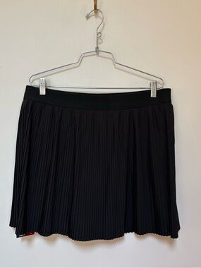 Brand New GapFit Women's Pleated Skort Size XL